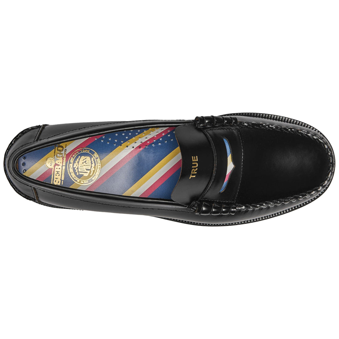 Moc Man DAN REGIMENTAL JPRESS Moccasin BLACK - HERTFORDSHIRE REGIMENT Dressed Back (jpg Rgb)		