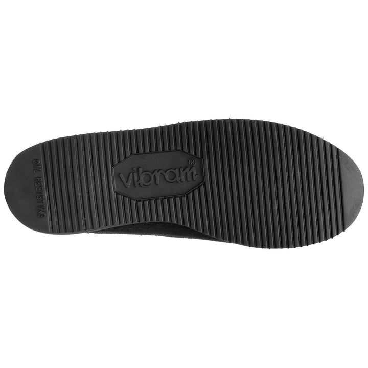 Moc Man COVERDECK Moccasin BLACK Dressed Front (jpg Rgb)	